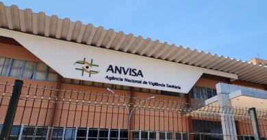 Anvisa proíbe comercialização de medicamentos e complemento alimentar