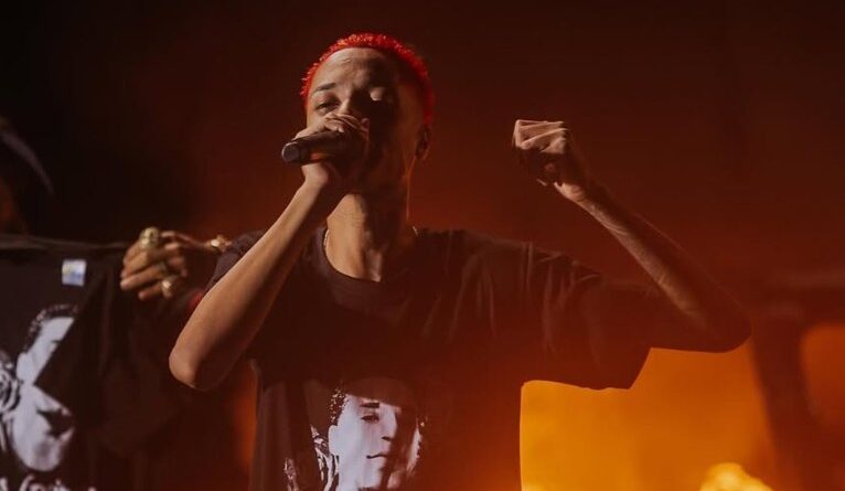 Após se entregar à polícia, rapper Oruam passa a noite no Presídio de Benfica