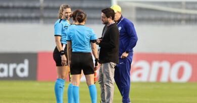 Arthur Elias cobra Conmebol por estrutura da Copa América Feminina