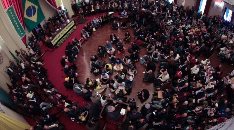 Ato na USP defende soberania nacional diante de tarifaço de Trump