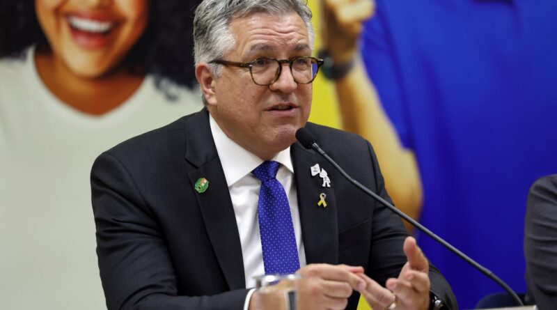 Brasil reduz mortalidade por hepatites, mostra boletim