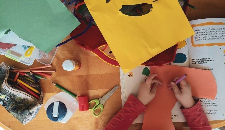 Brasil tem 993 mil crianças e adolescentes fora da escola, aponta pesquisa do Unicef