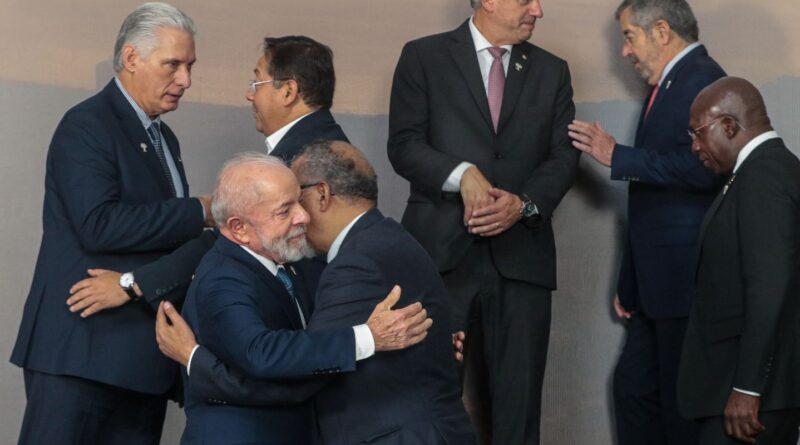 Brics: Lula defende espaço fiscal para erradicar doenças no Sul Global