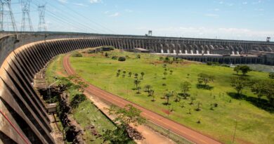 Consumo de IA no Paraguai faz Itaipu estudar construção de 2 turbinas