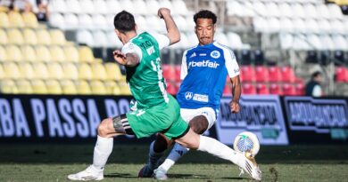 Cruzeiro vence Banfield antes de retomada do Campeonato Brasileiro