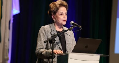 Dilma: Banco do Brics terá 30% da carteira em moedas locais em 2026