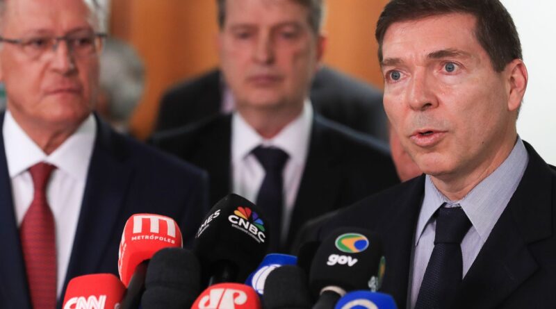 Empresários esperam acordo antes de possível retaliação aos EUA