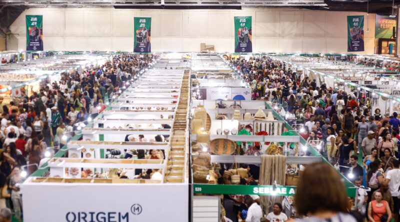 Feira nacional de artesanato exalta indígenas até domingo, em Olinda