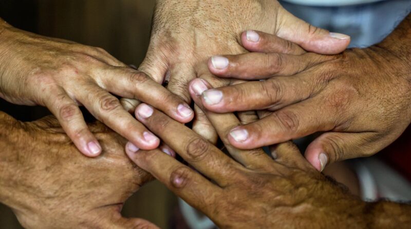 Governo aprova pensão a 61 filhos separados de pais com hanseníase