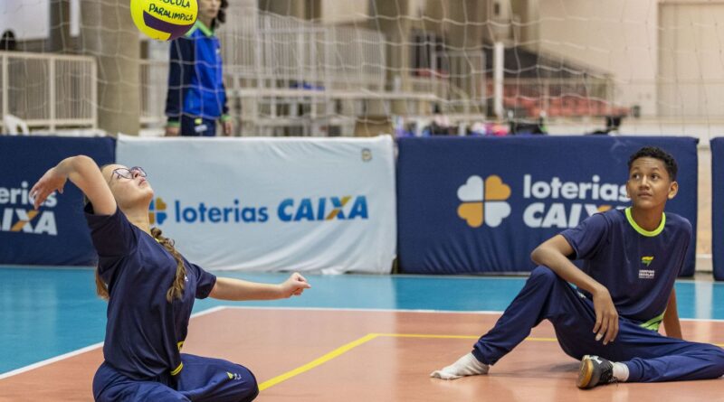 Gratuita, Escolinha Paralímpica leva esporte a jovens com deficiência