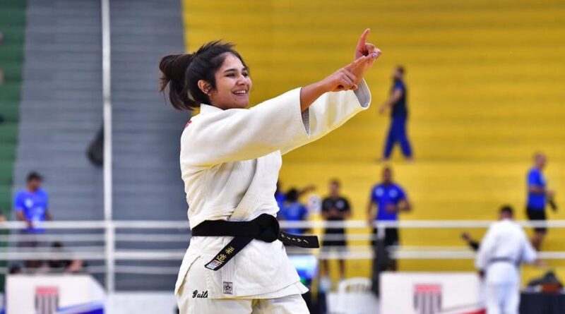 Jogos Mundiais Universitários: Beatriz Freitas fatura 2ª prata do país