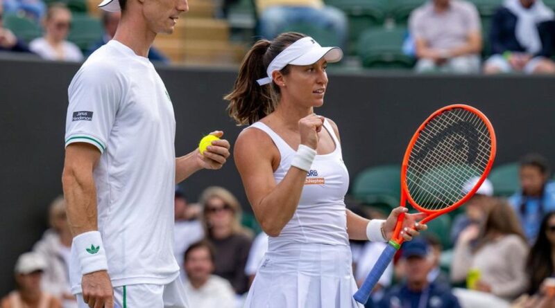 Luisa Stefani é vice-campeã de duplas mistas no Torneio de Wimbledon
