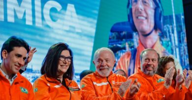 Lula cobra fiscalização de preços de combustíveis