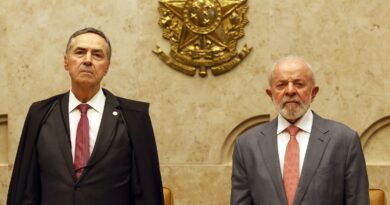 Lula recebe ministros do STF em jantar após sanção dos EUA