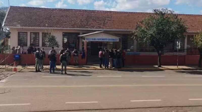MEC e governo estadual anunciam apoio a escola que sofreu ataque no RS