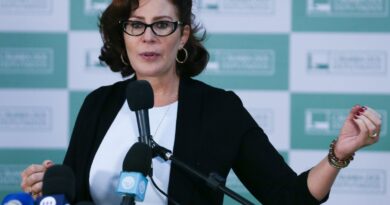 Moraes pede que AGU tome providências para extradição de Zambelli