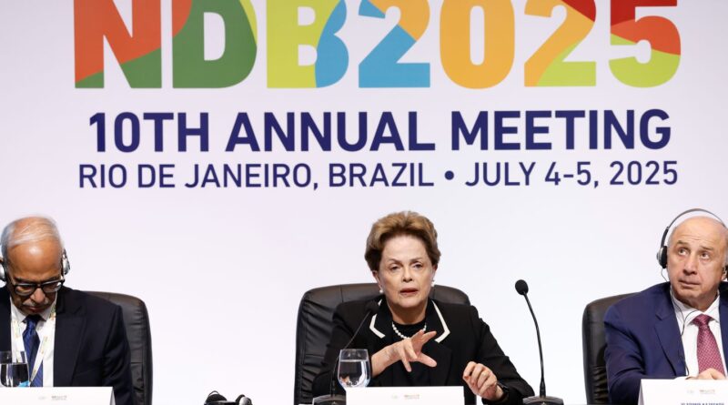 Ninguém quer assumir lugar dos Estados Unidos, diz Dilma Rousseff