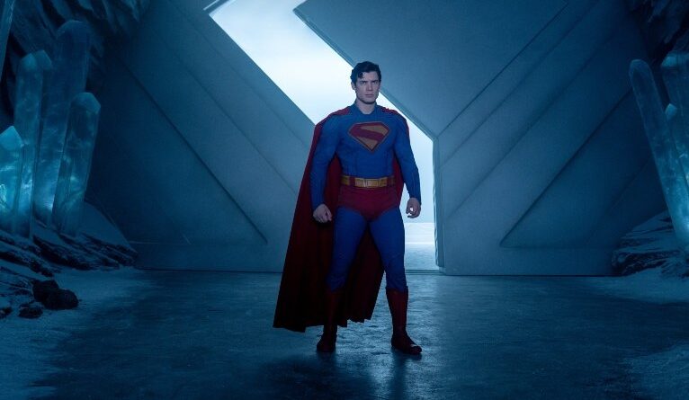 Novo "Superman" estreia com mais de R$ 1 bilhão nas bilheterias mundiais