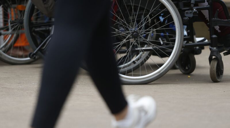 Pessoas com deficiência terão cotas no ensino técnico e superior de SP