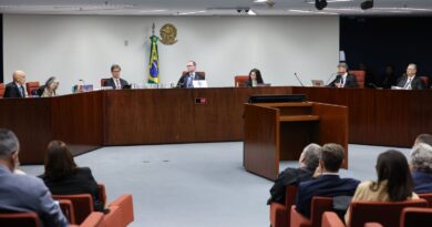 STF inicia interrogatório de ex-aliados de Bolsonaro na trama golpista