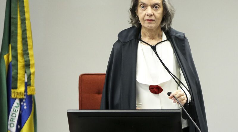 STF tem placar de 4 votos a 0 para manter cautelares contra Bolsonaro