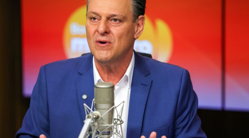 Selic a 15% é inadmissível, diz Carlos Fávaro