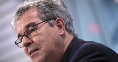 Tarifaço não é "problema comercial" com EUA, diz presidente da Apex