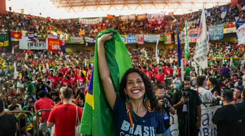 UNE vai puxar mobilização pela soberania e contra o extremismo