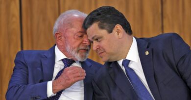 A bola está com o Congresso, diz Lula sobre pacote contra tarifaço