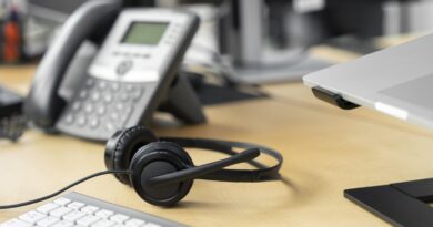 Anatel revoga obrigatoriedade do uso do prefixo 0303 em ligações