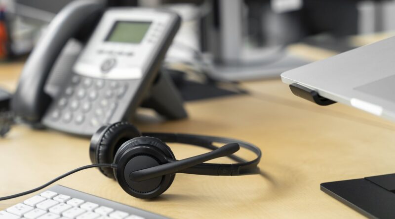 Anatel revoga obrigatoriedade do uso do prefixo 0303 em ligações