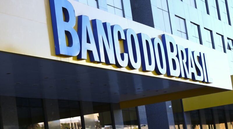 BB tomará providências judiciais após ataques bolsonaristas