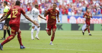 Bahia derrota Santos e ganha força na luta por vaga na Libertadores