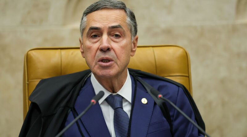 Barroso diz que atuação de Moraes evitou grave erosão democrática