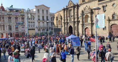 Bolívia vai às urnas com direita favorita e 23% dos votos indefinidos
