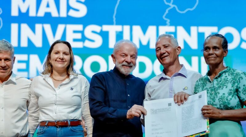 Bolsonaro está tendo o direito de se defender, diz Lula