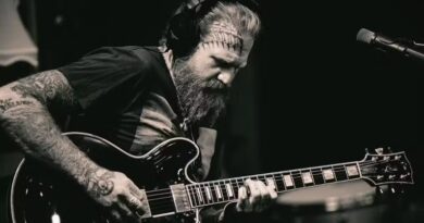Brent Hinds, ex-líder da banda Mastodon, morre aos 51 anos em acidente de trânsito