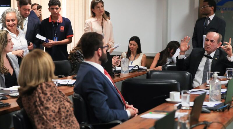 CCJ do Senado aprova novo código eleitoral com 900 artigos