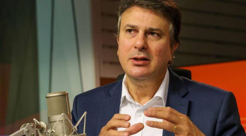 Camilo defende regulação digital para proteger público infantojuvenil