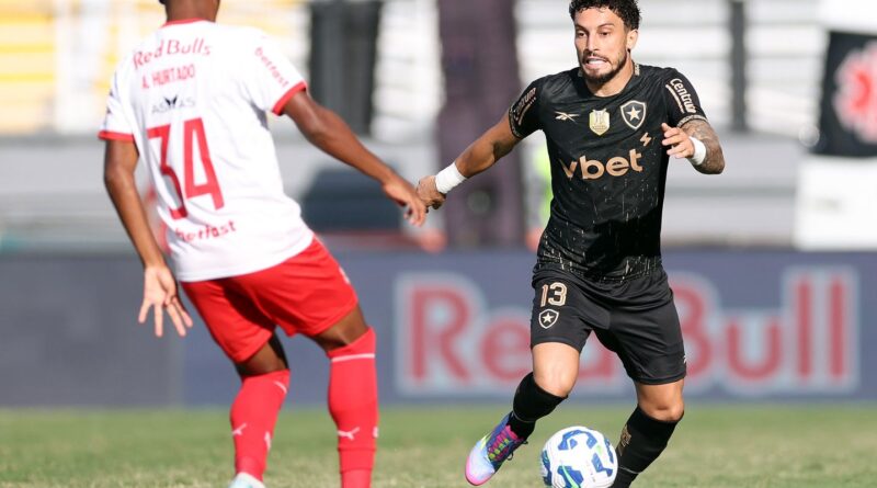 De olho no G4, Botafogo recebe Bragantino neste sábado pelo Brasileiro