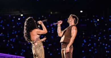 Demi Lovato revela detalhes da apresentação com Jonas Brothers: “Cada segundo foi ótimo”