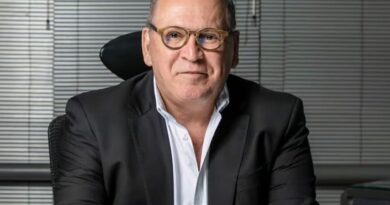 Dono da Ultrafarma e diretor da Fast Shop são presos em operação do MP