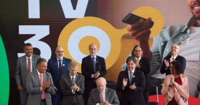 EBC participa da construção da TV 3.0 e celebra assinatura de decreto