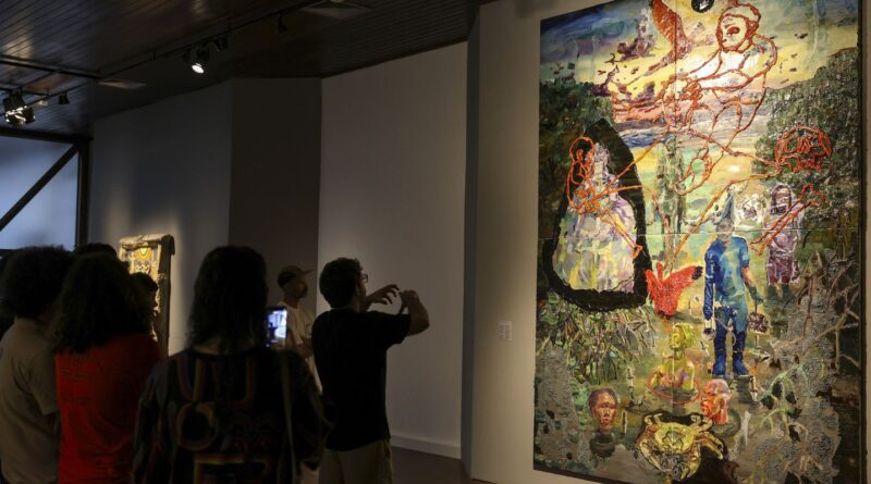 Exposição de artista maranhense exalta identidade latina e ancestral