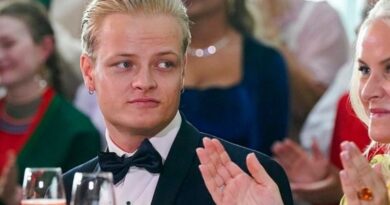 Filho da princesa da Noruega é acusado de 32 crimes, incluindo quatro estupros