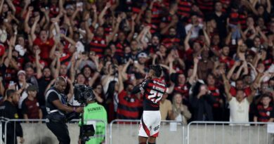 Fla vence e abre vantagem sobre Inter nas oitavas da Libertadores