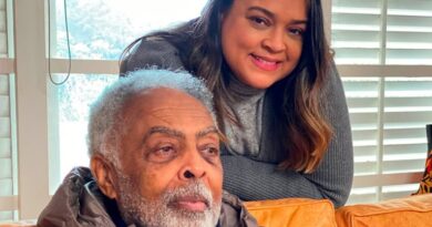 Gilberto Gil dedica “Drão” a Preta em primeiro show desde sua morte