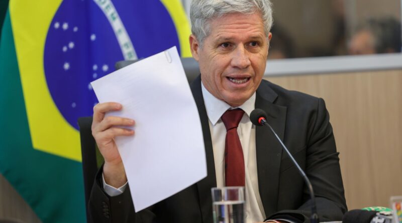 Governo pode prorrogar Brasil Soberano, diz Teixeira 