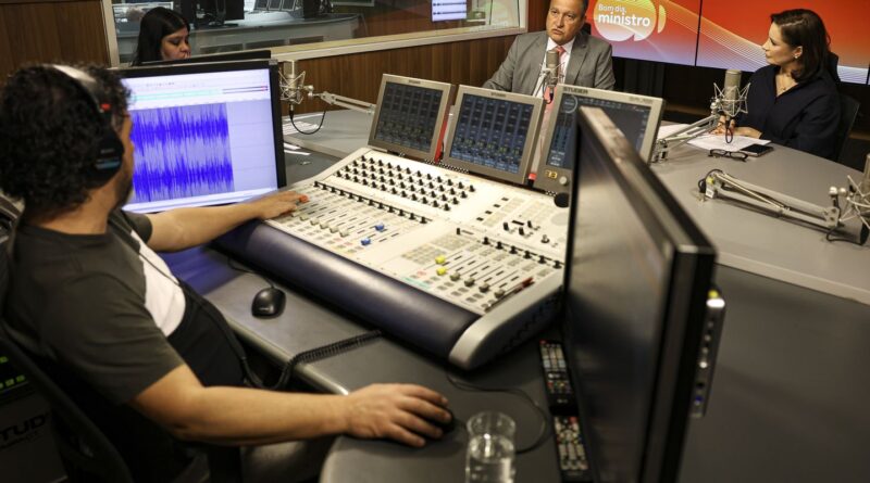 Governo quer coibir concorrência desleal de big techs, diz Rui Costa