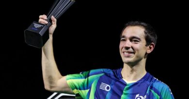 Hugo Calderano comemora titulo em Foz do Iguaçu, o 4º da temporada